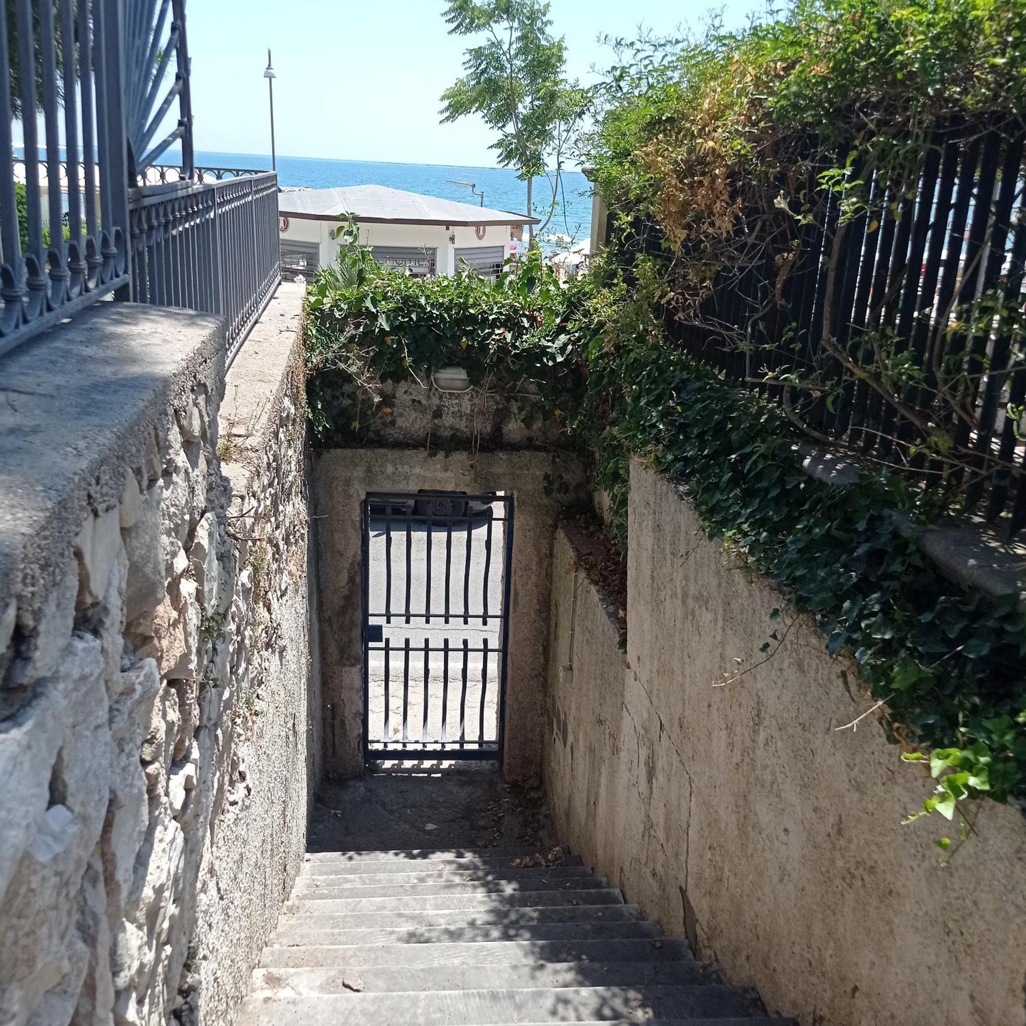 Alloggio Panoramico Sul Mare Di Vindicio Formia Extérieur photo